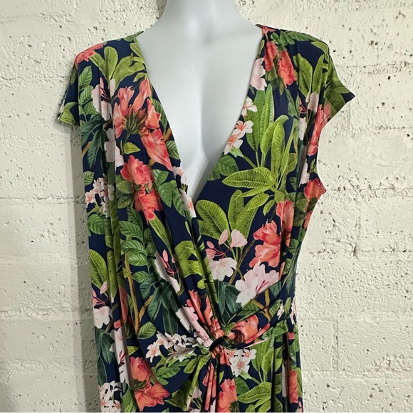 Tommy Bahama Clara Dress XL Blue Green Floral Tropical Faux Wrap Cruise Vacation - Picture 2 of 6